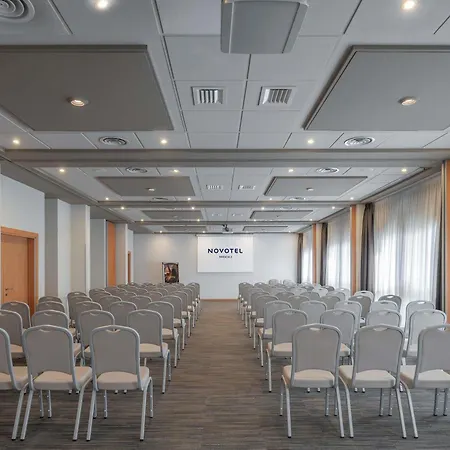 מלון Novotel Due 4*