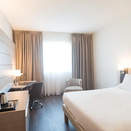 Novotel Due Hotel 4*