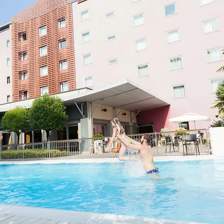 Hotel Novotel Due Brescia