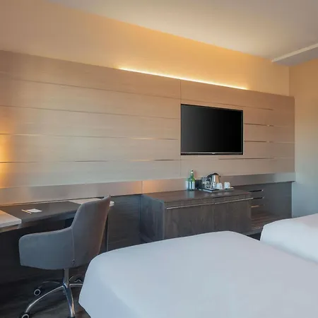 호텔 Novotel Due 4*