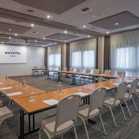 Otel Novotel Due Brescia