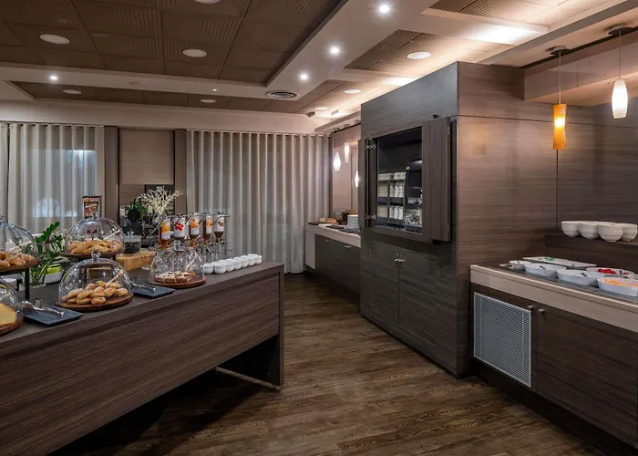 Ξενοδοχείο Novotel Due 4*